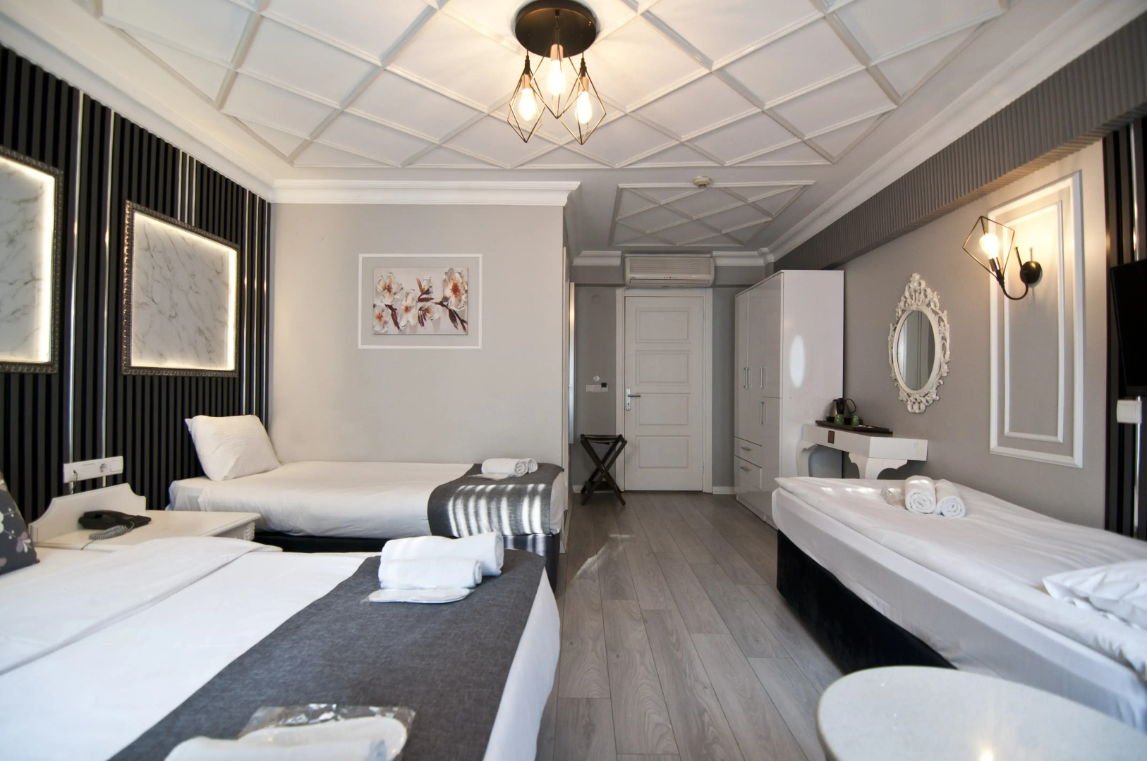 Photo - Nova City Hotel