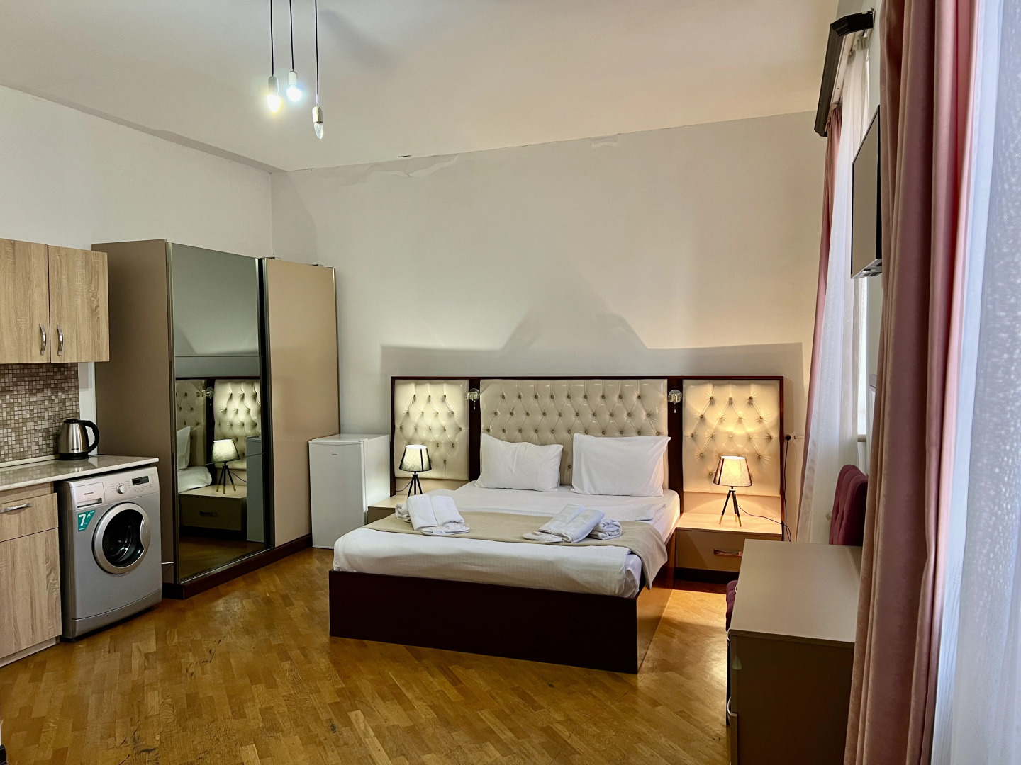 Photo - Family Hotel