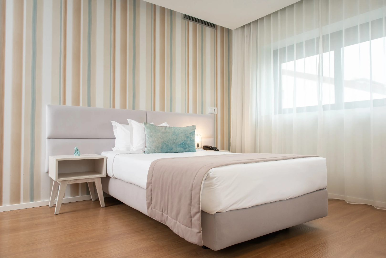 Foto - Essence Inn Marianos Hotel