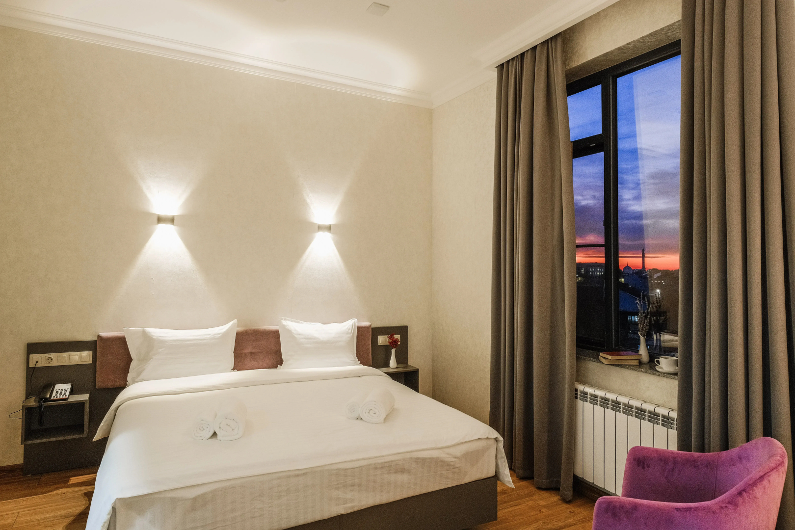 Photo - Parklane Hotel