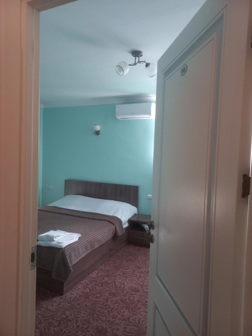 Photo - Hotel International