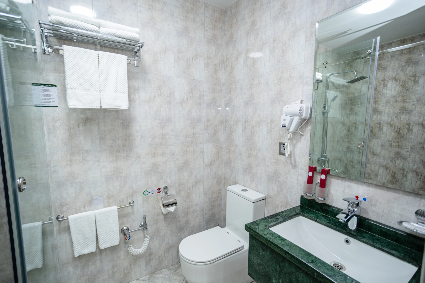 Foto - Wellfort Hotel