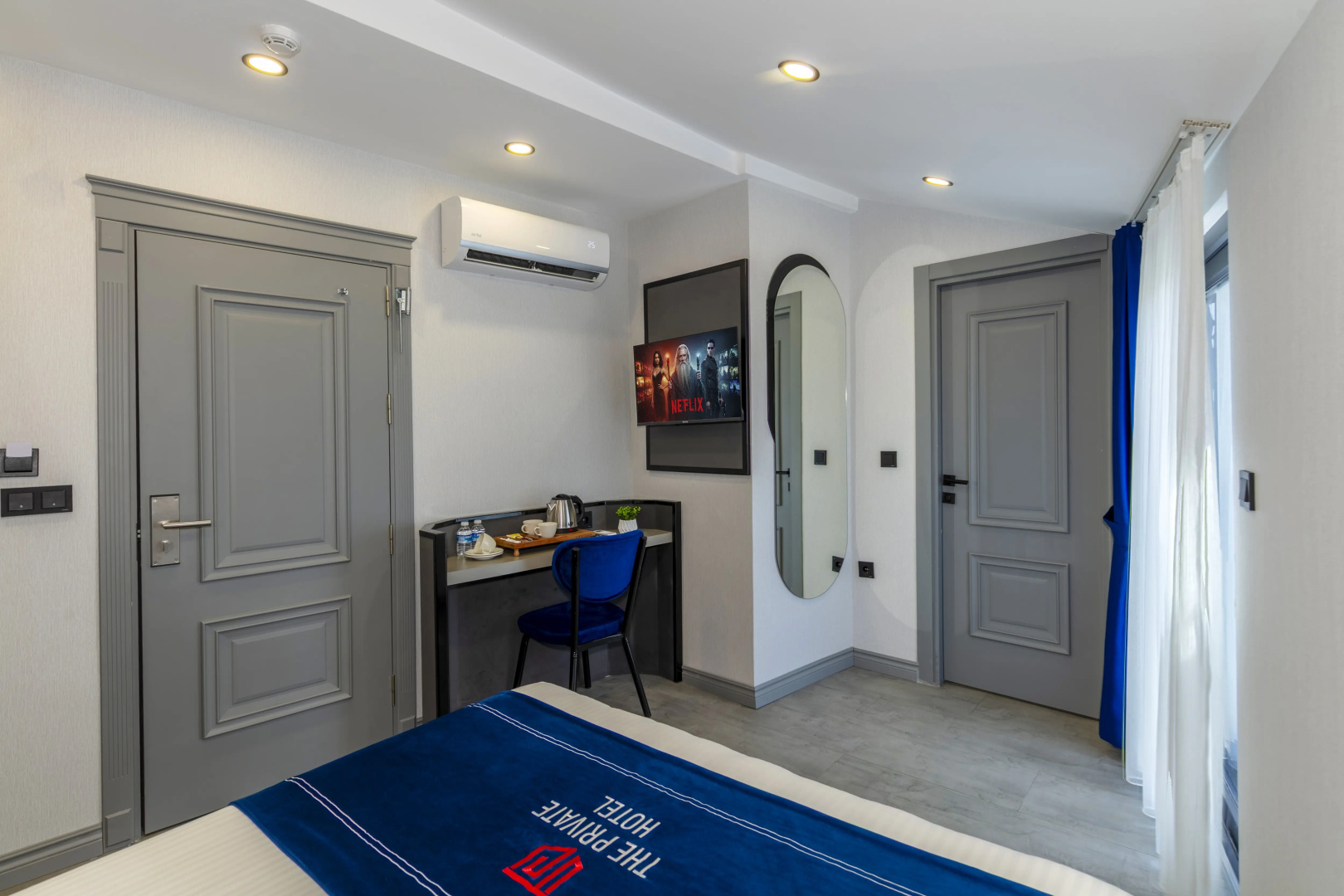 Photo - The Private Airport Hotel