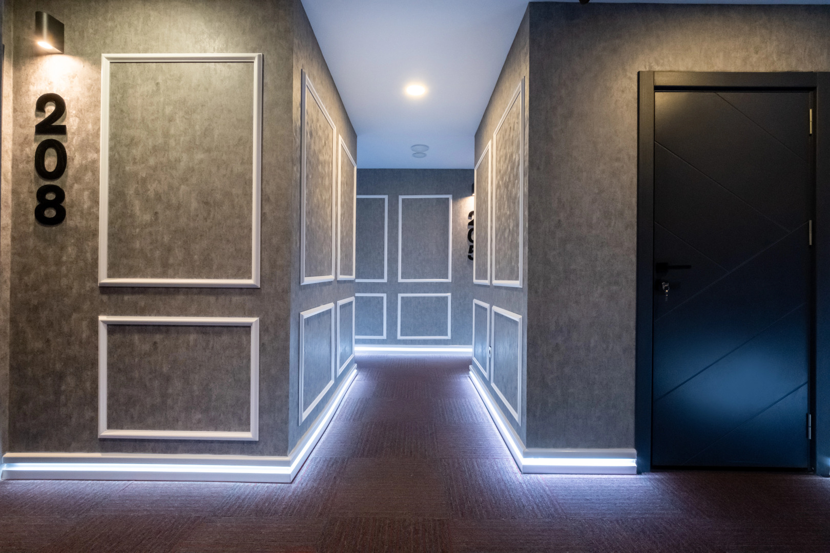 Photo - The Queen Hotel