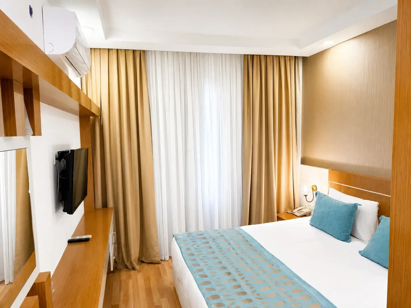 Photo - Esperanza Hotel