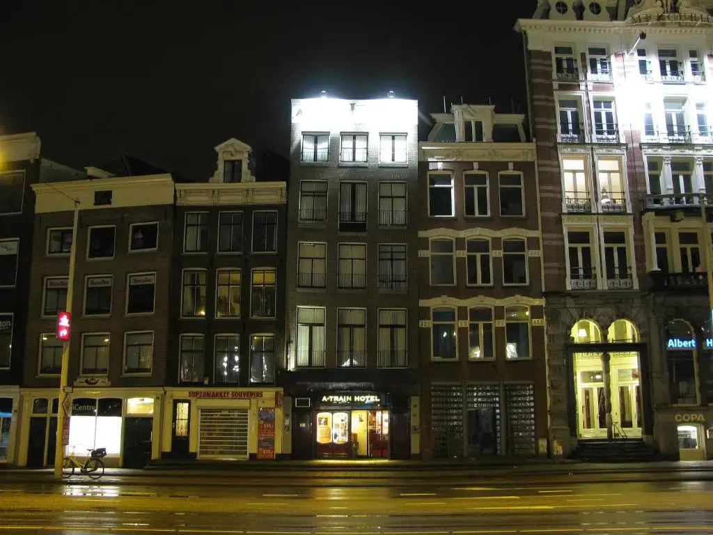 Photo - A-Train Hotel