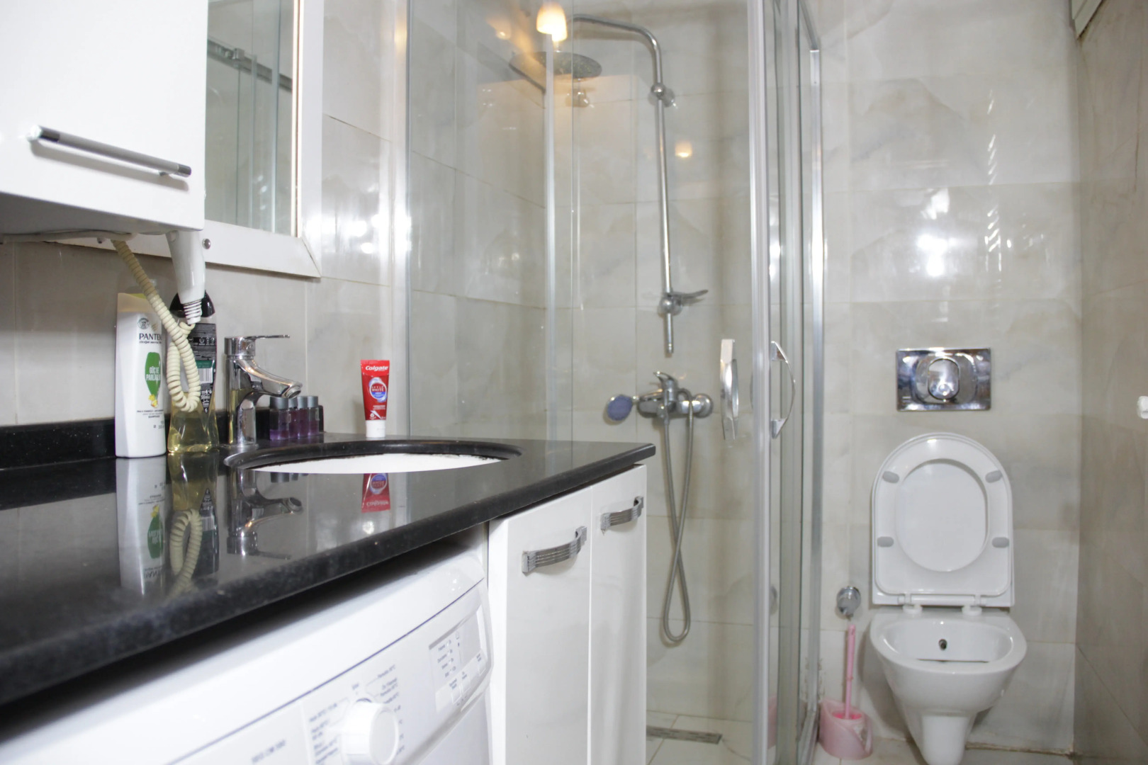 Photo - Solo Suites Hotel