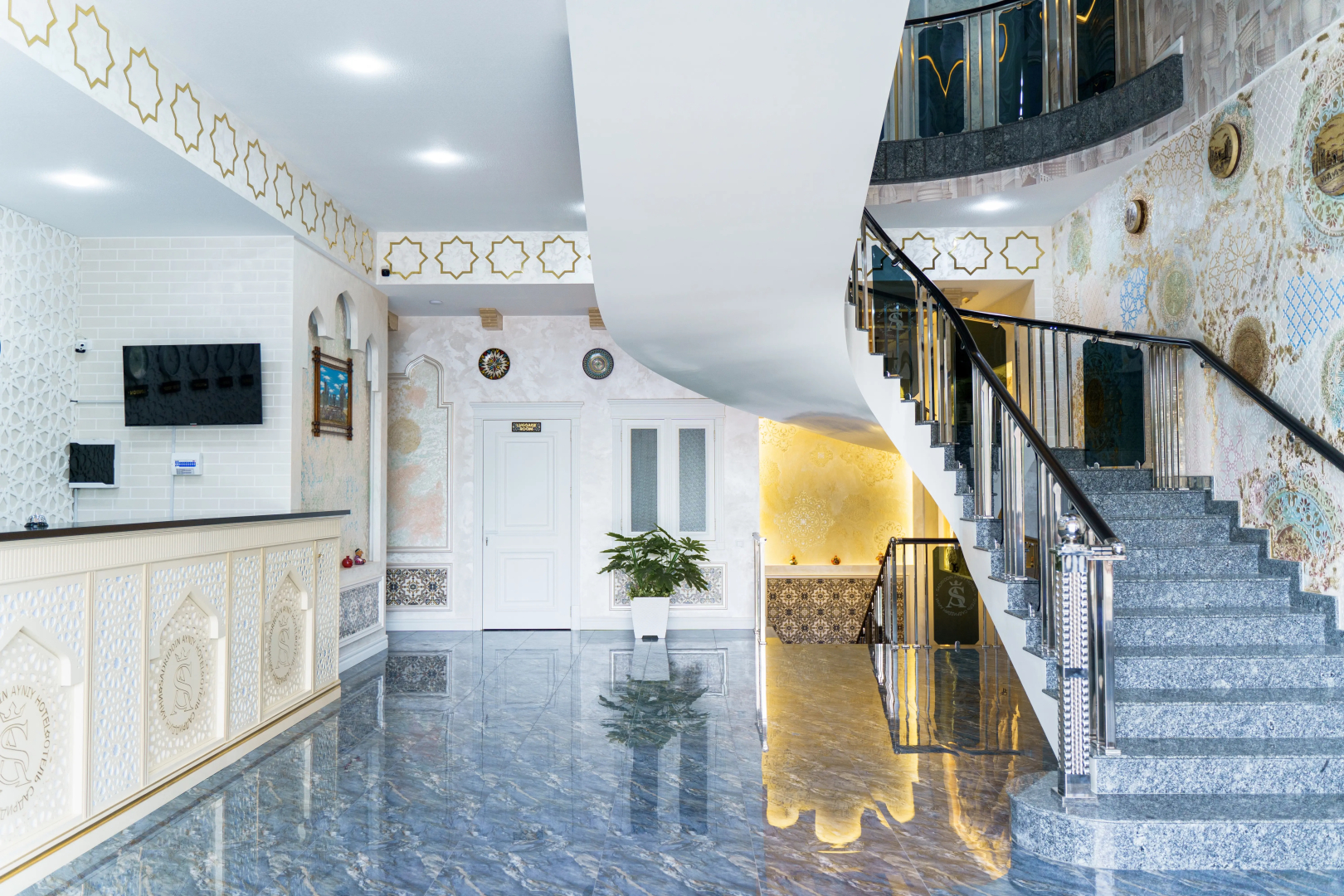 Foto - AYNIY Hotel
