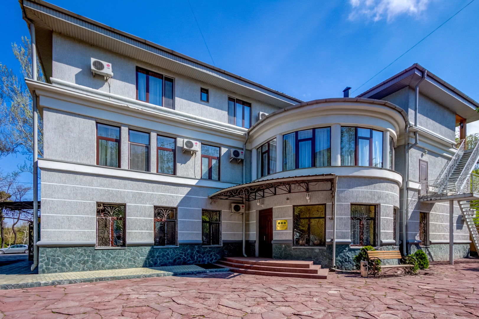 Photo - Navat Hotel