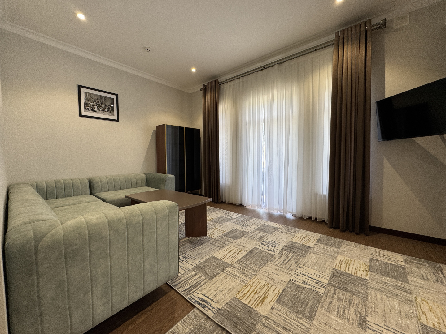Foto - Karvon Plaza Hotel