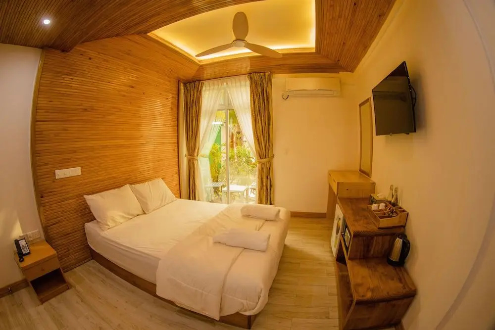 Foto - PERLA Dhangethi