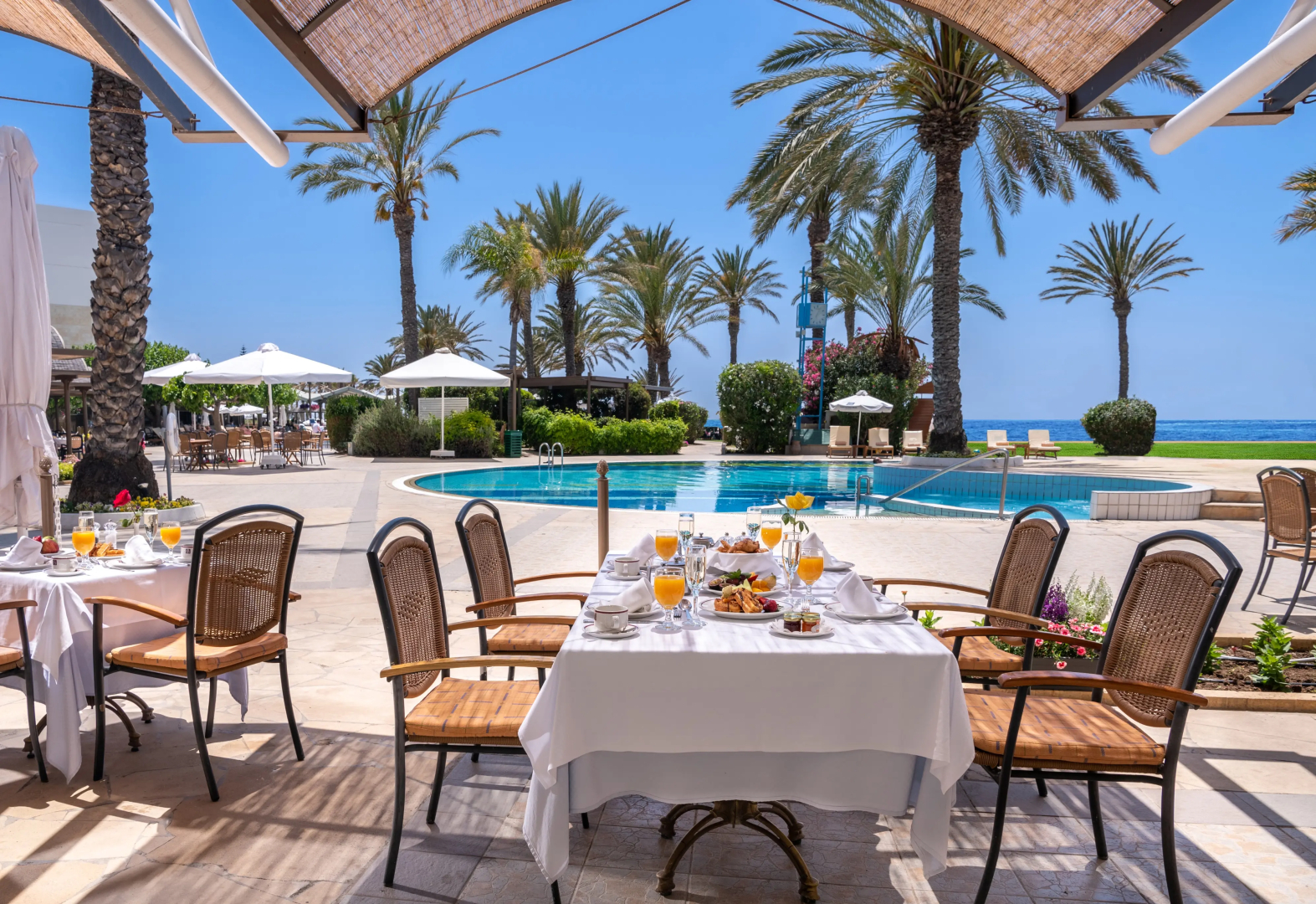 Foto - Constantinou Bros Athena Royal Beach Hotel