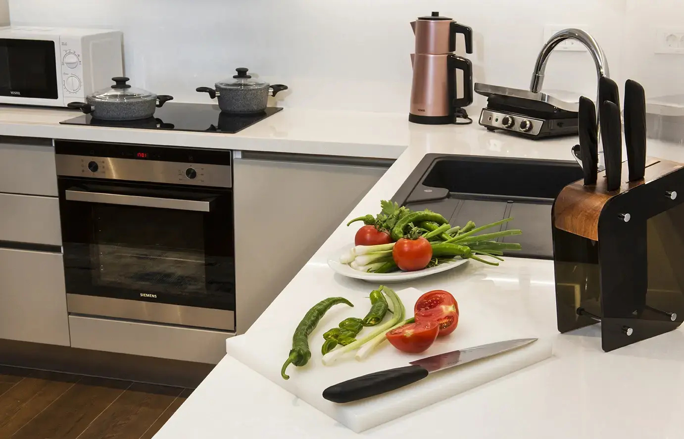 Photo - Garlon Residence Apartments