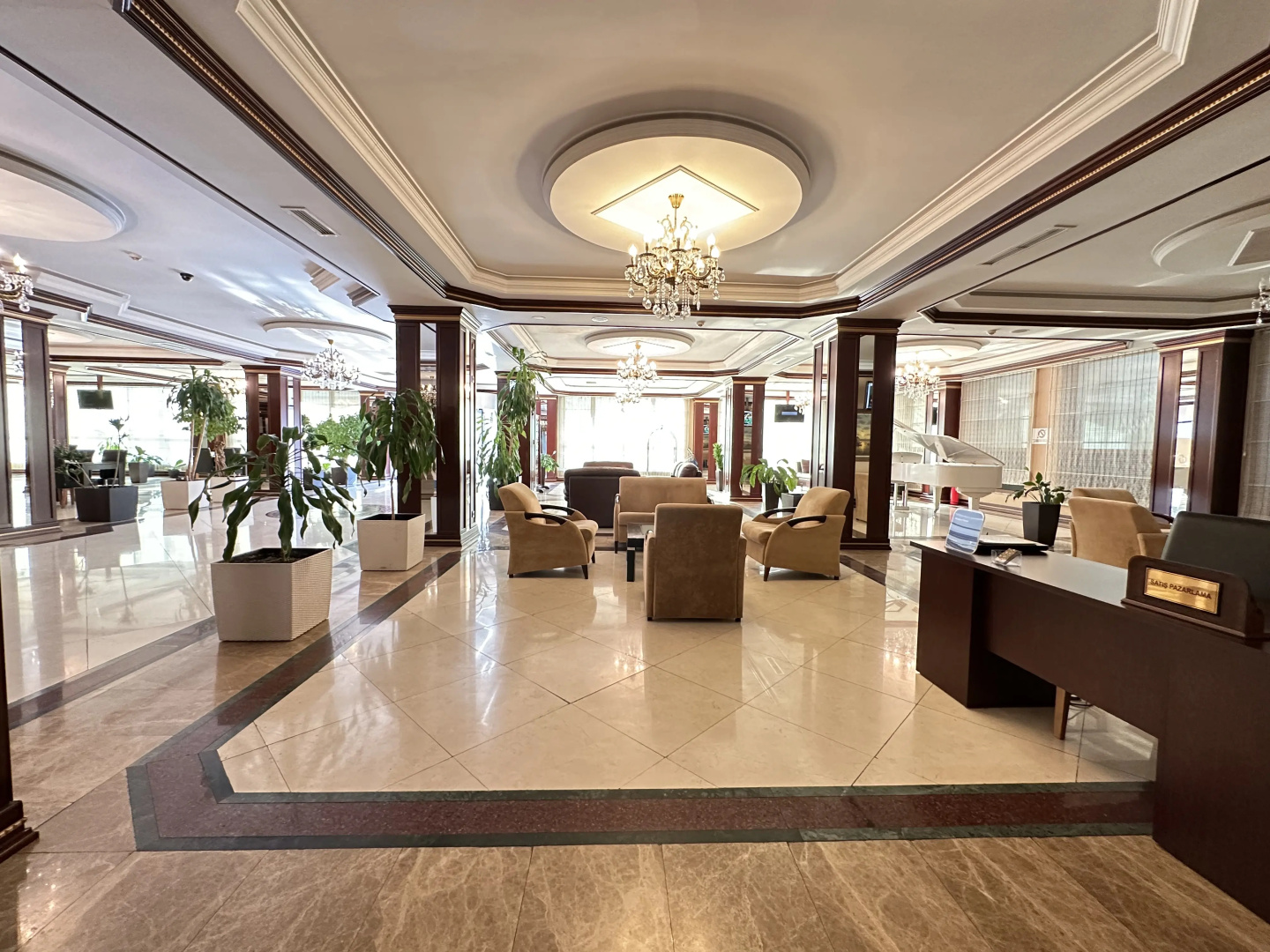 Photo - Modern Hotel - Baku