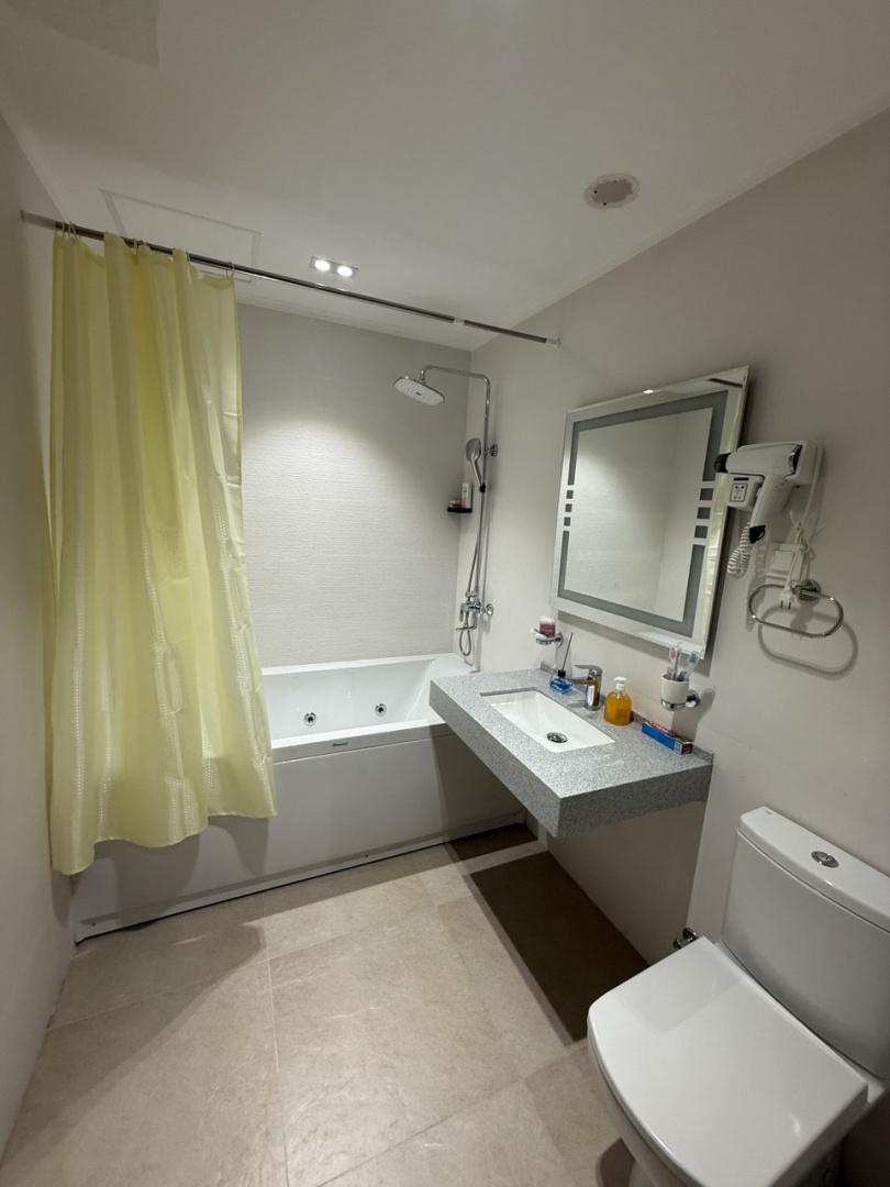 Foto - Karvon Plaza Hotel