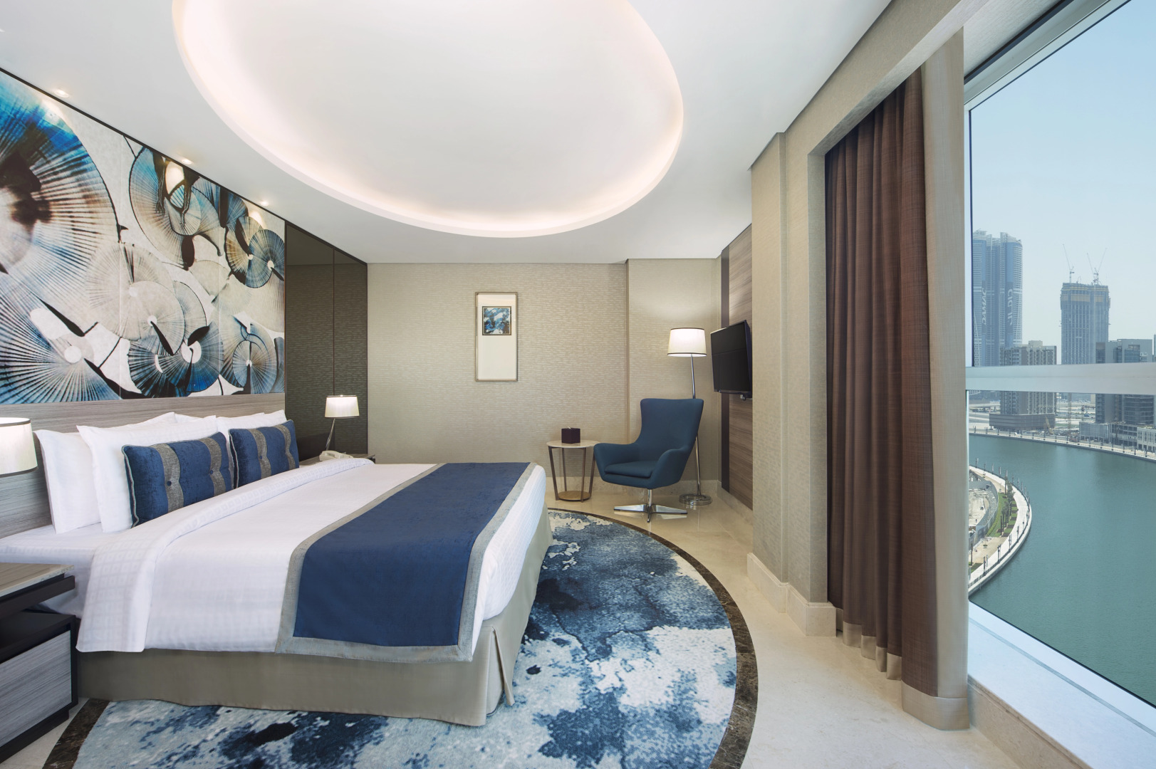 Photo - Grand Mercure Business Bay