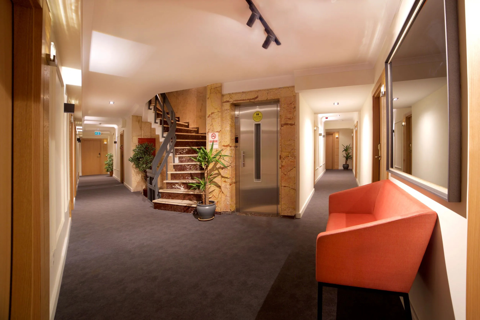 Photo - Barin Hotel
