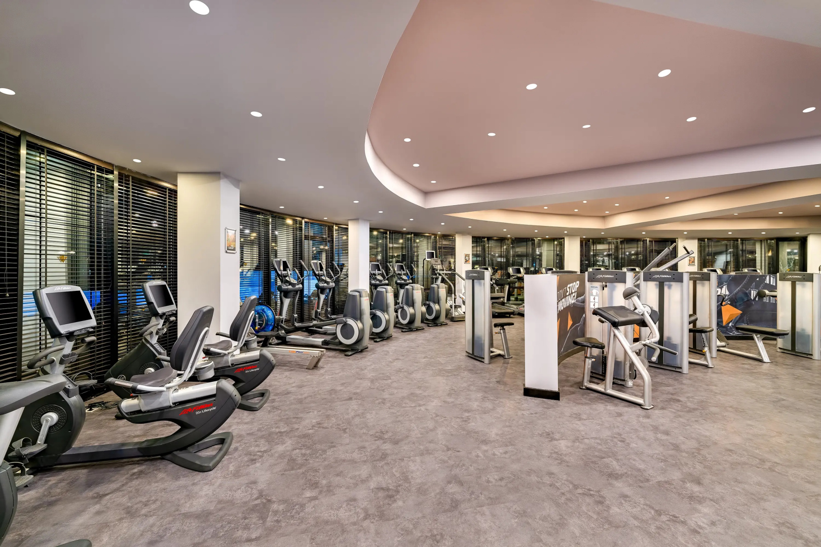 Photo - Rixos Downtown Antalya - The Land Of Legends Access