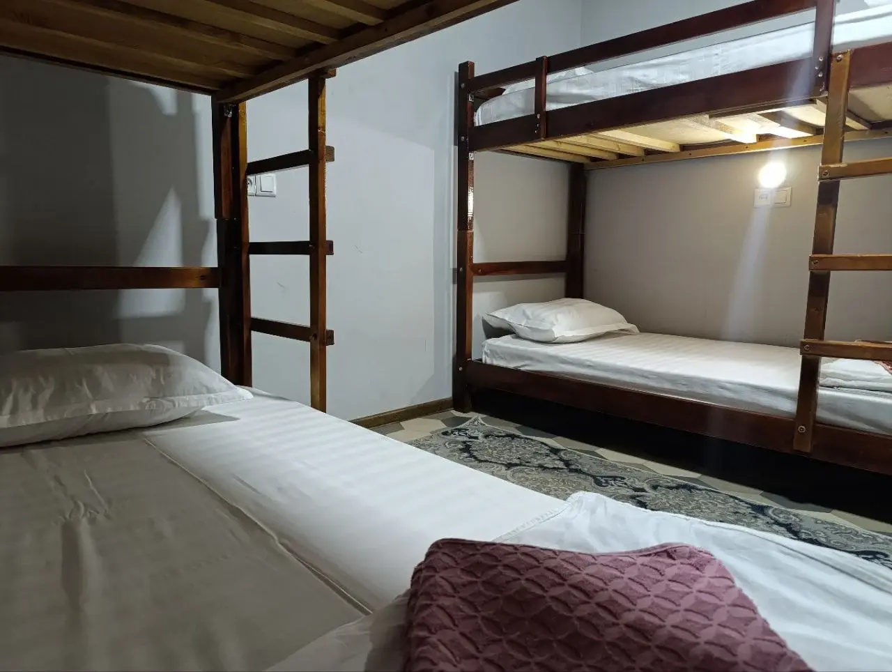 Photo - Caravan Hostel Near Airport