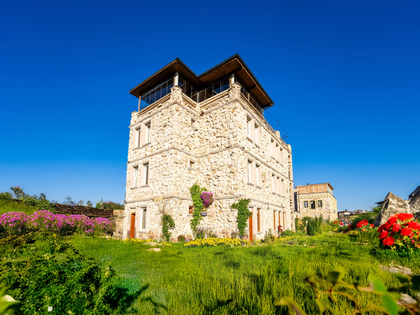 Photo - Ala Stone Hotel