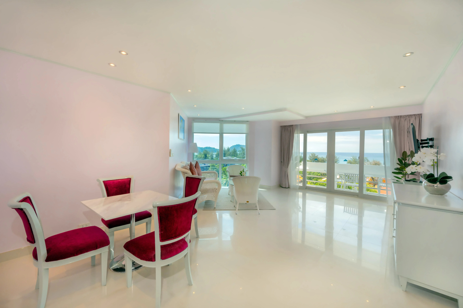 Foto - Andaman Beach Suites Hotel, Patong Phuket
