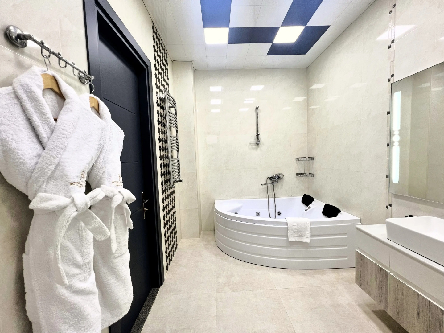 Foto - Royal Mansion Hotel