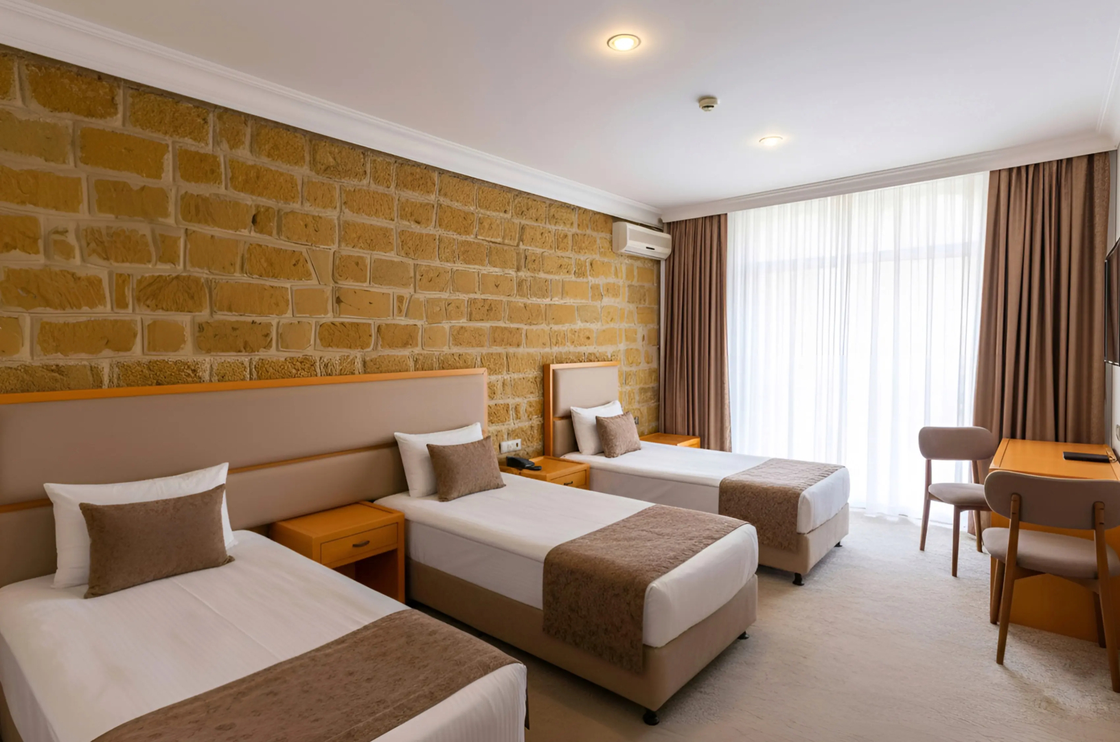 Photo - Senator Boutique Hotel