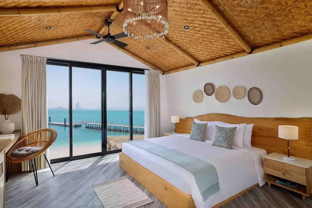 Photo - Anantara World Islands Dubai Resort