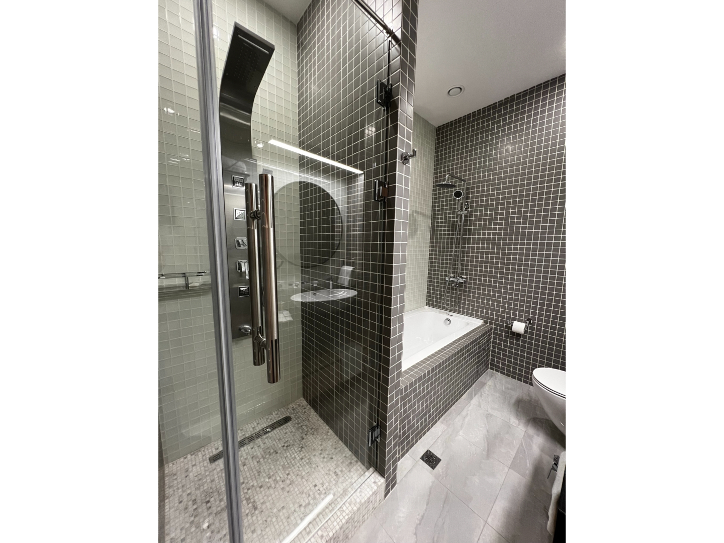 Photo - King Plaza Hotel