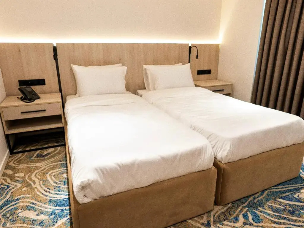 Photo - Central Square Hotel