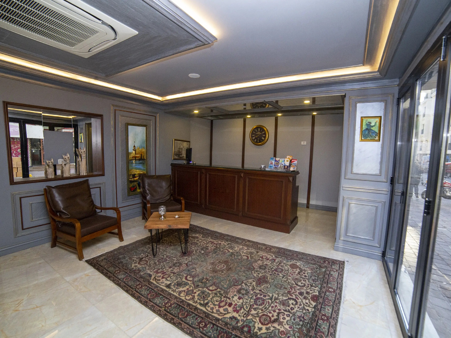 Photo - HHK Hotel Downtown Hotel