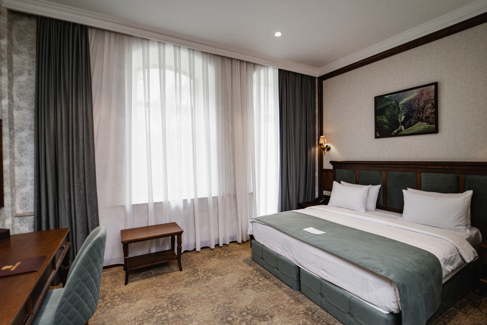 Photo - Midway Baku Hotel