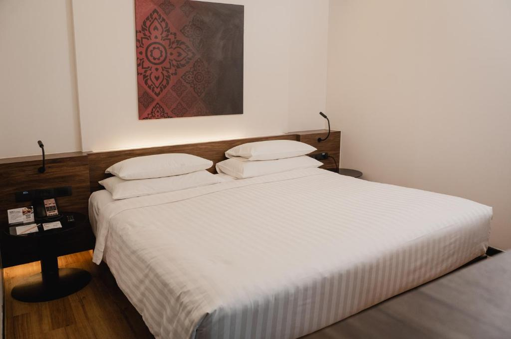 Photo - RakYim Siam - Sukhumvit 15