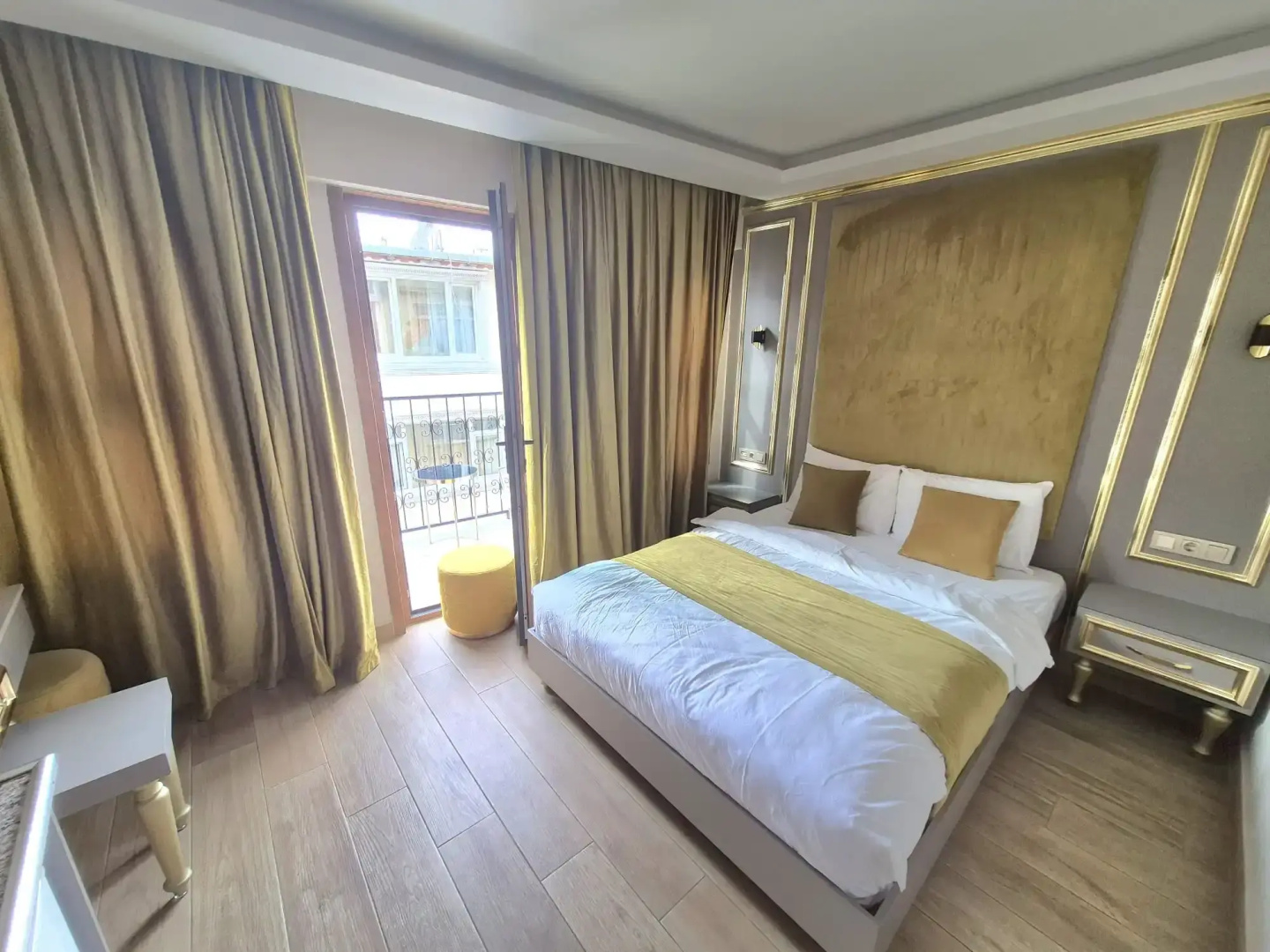Photo - Taksim La Marino Hotel
