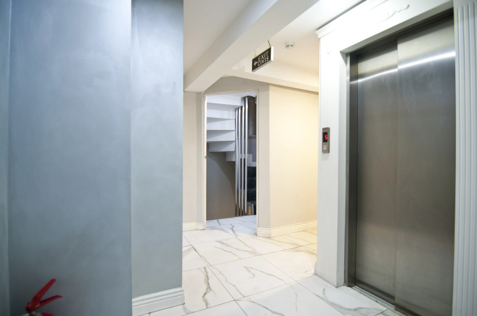 Photo - Nova City Hotel