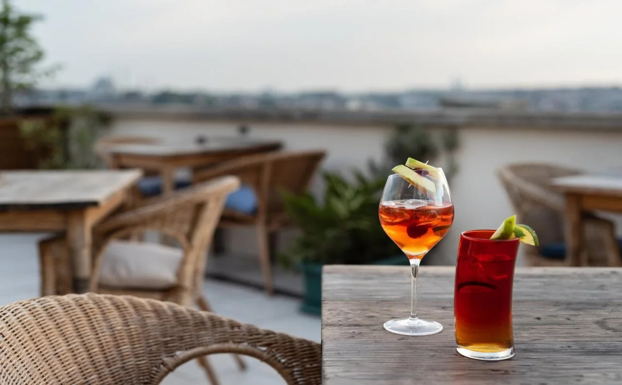 Photo - Adahan DeCamondo Pera, Autograph Collection