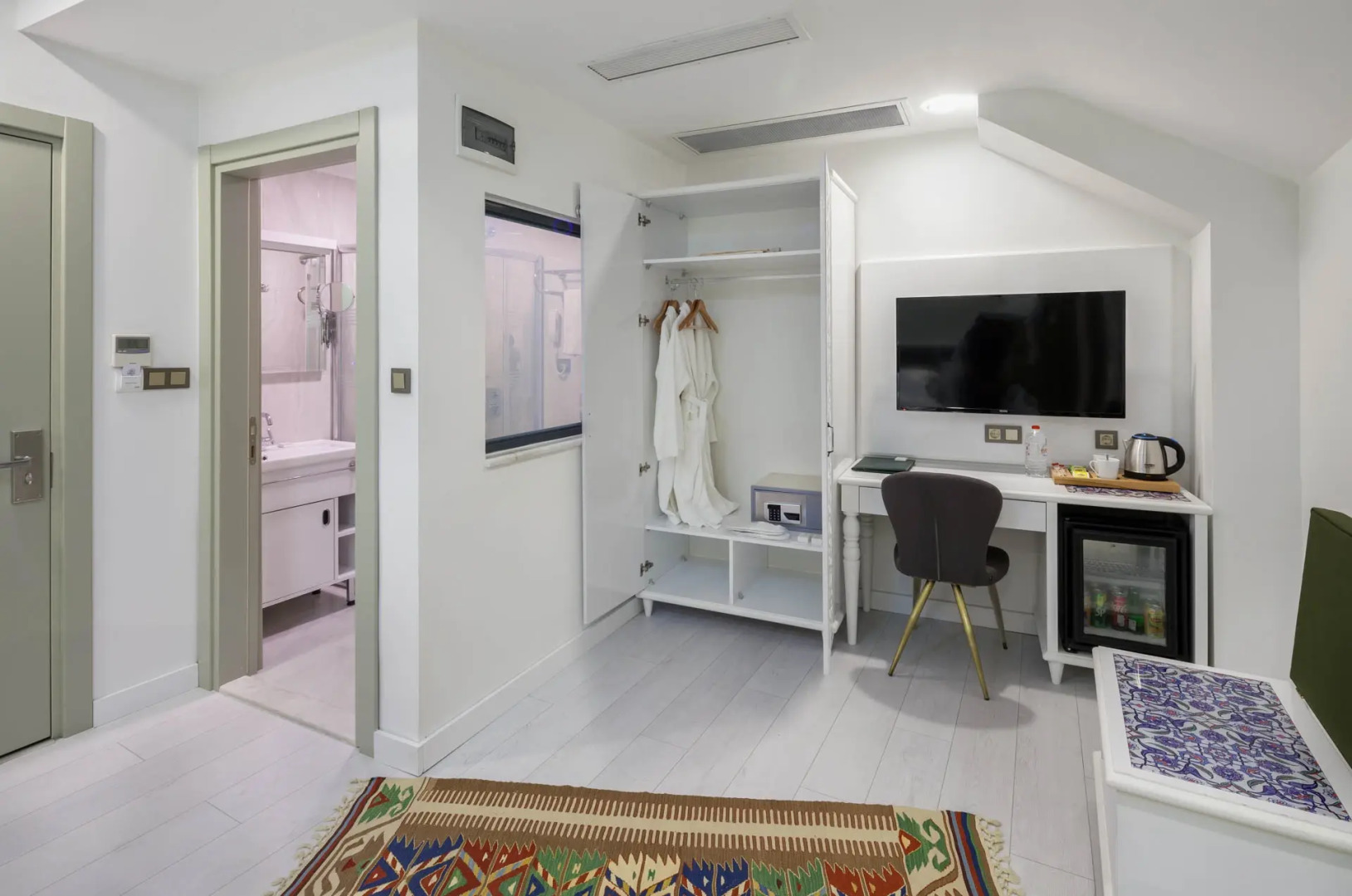 Foto - OBAHAN HOTEL-Special Class