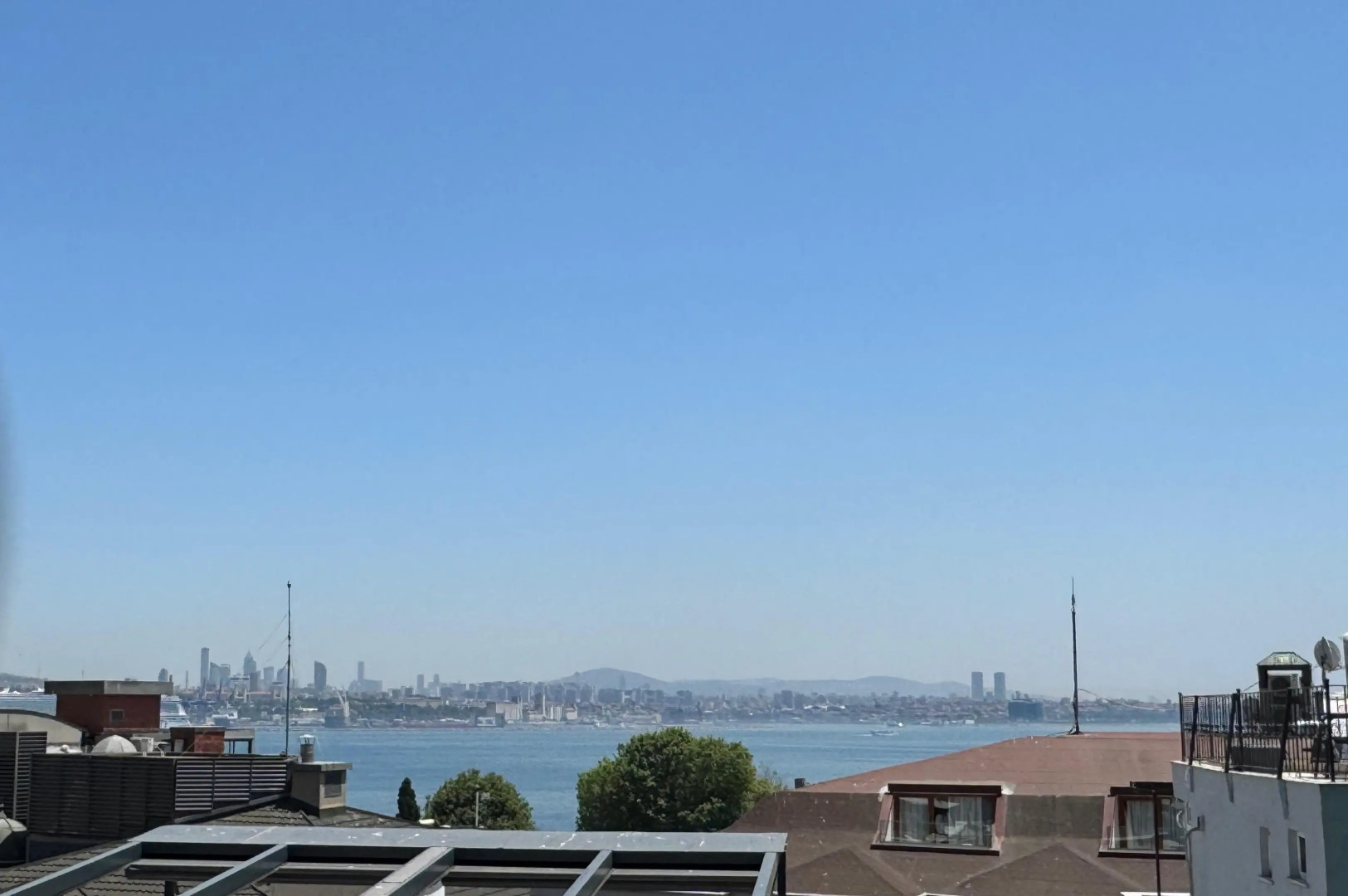 Photo - Center Hill Hotel