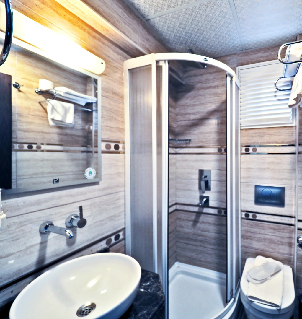 Photo - Elysion Hotel