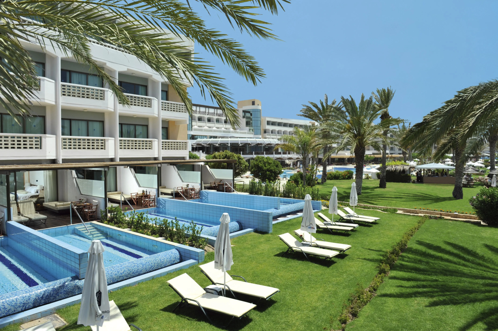 Foto - Constantinou Bros Athena Royal Beach Hotel