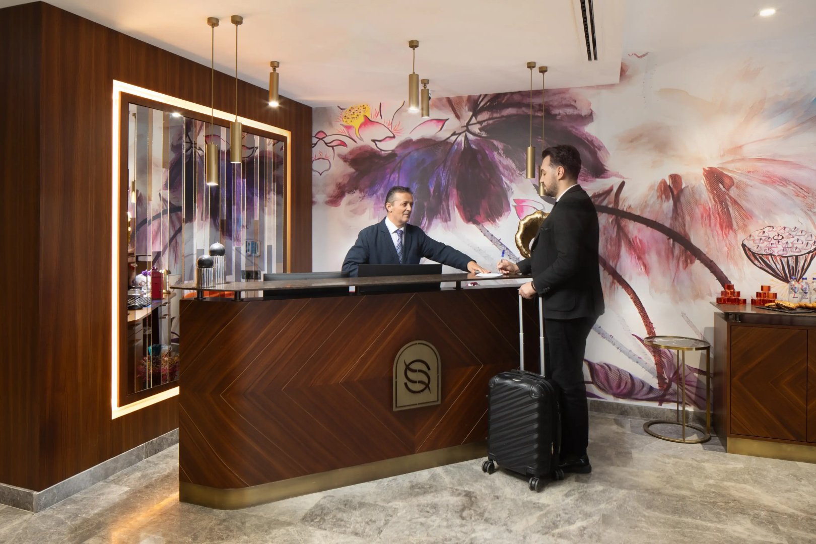 Photo - Ess Hotel