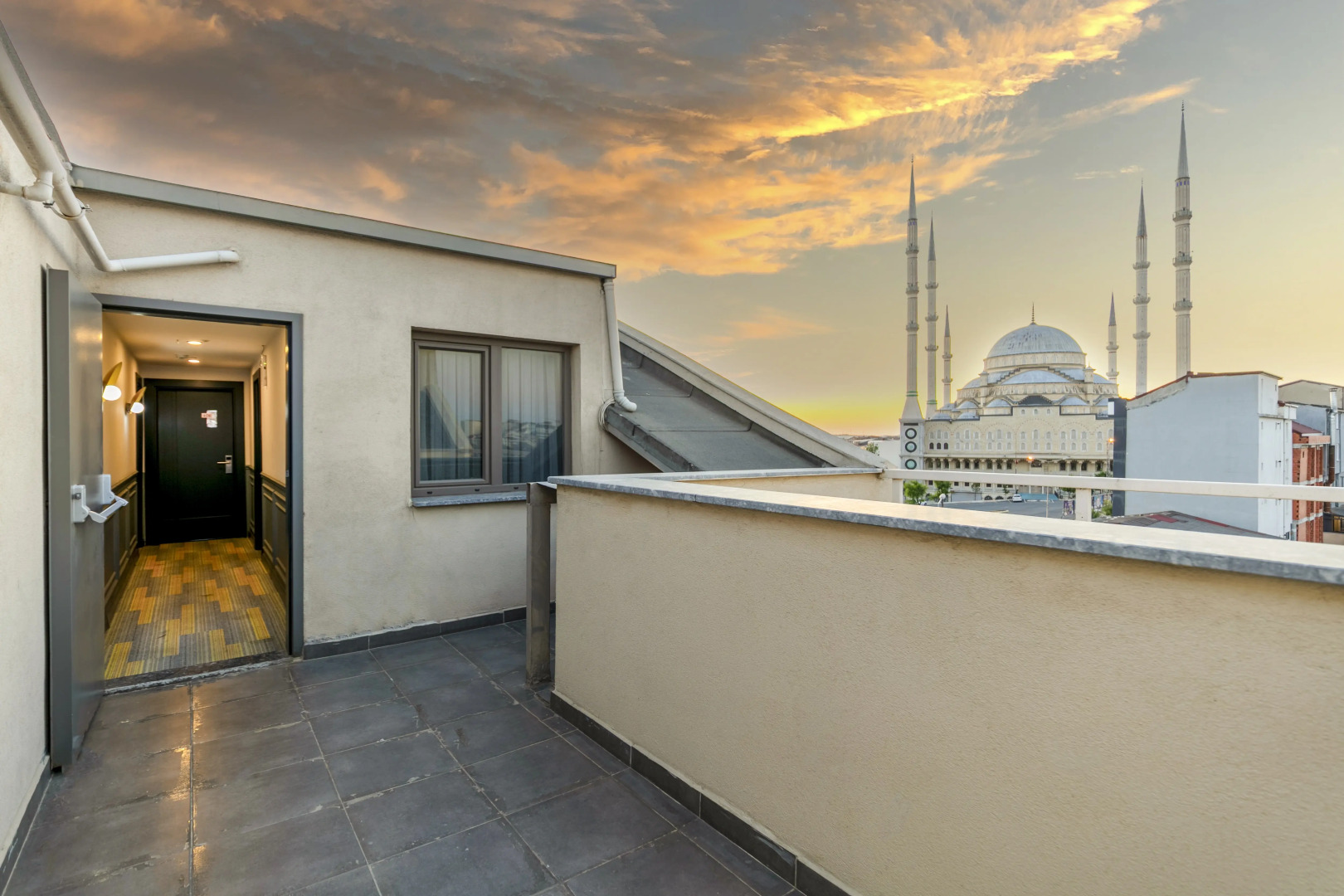 Photo - The Great Airport Hotel & Restaurant