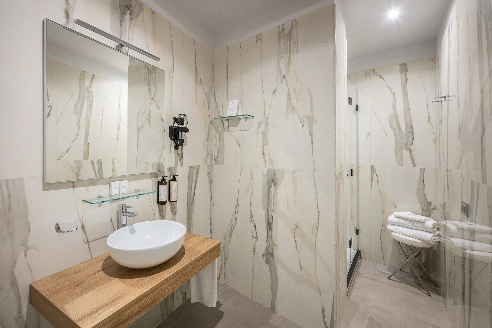 Photo - Hotel Caravita