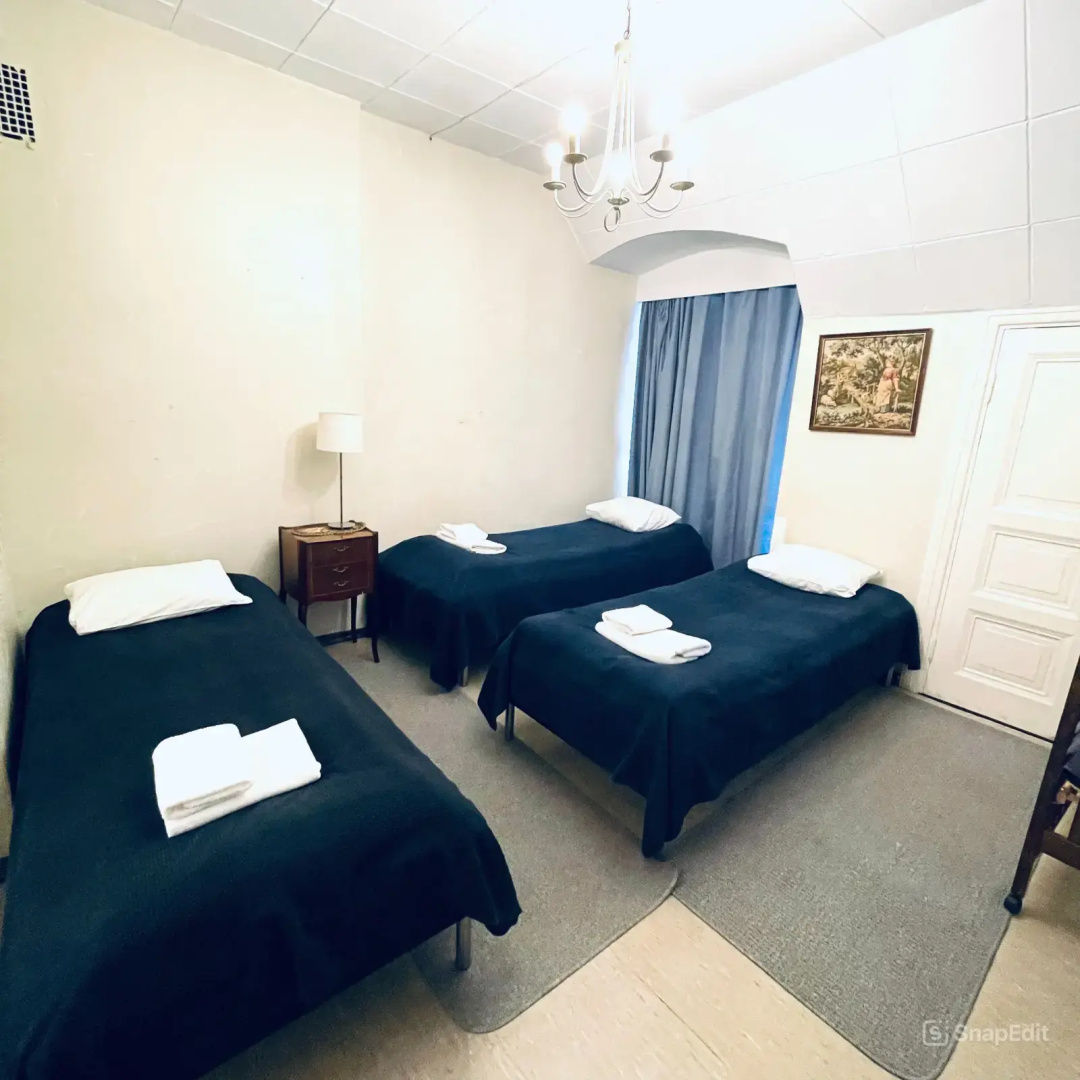 Photo - Senate Hotel