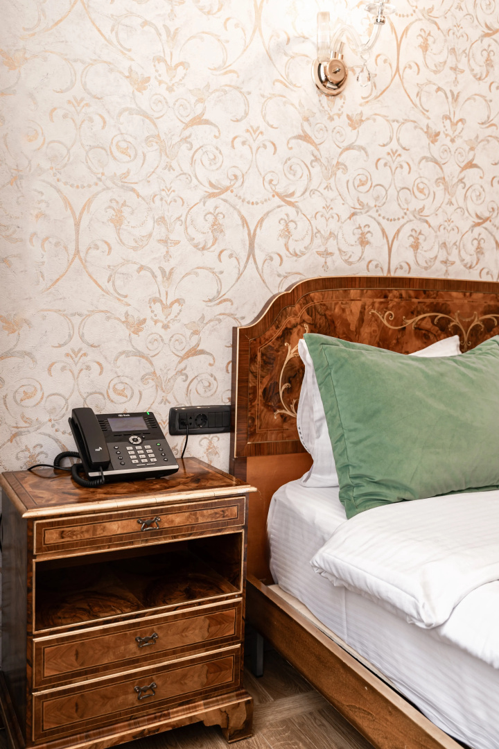 Photo - Wes Inn Palace Hotel