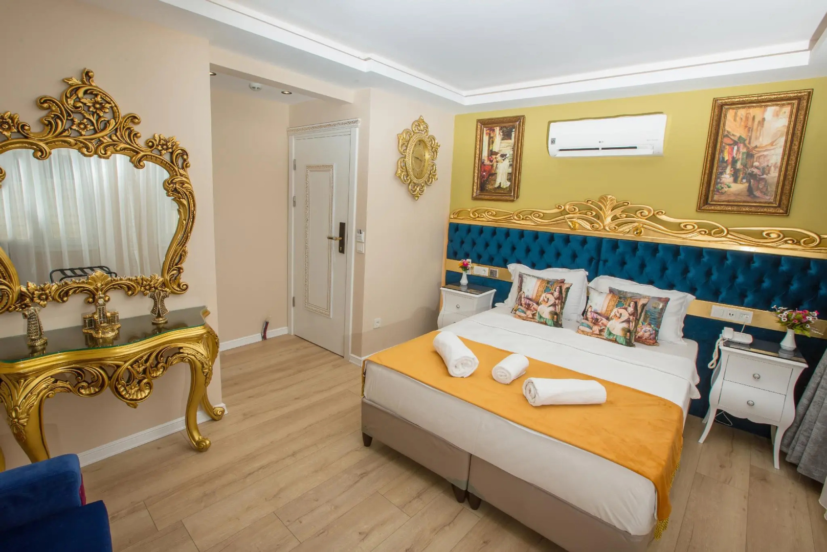Photo - Atlantis Royal Hotel