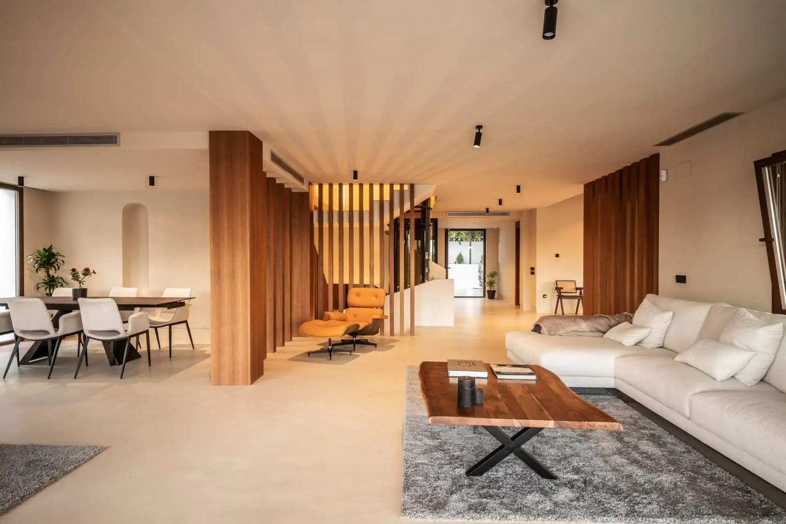 Foto - All About Santa Ana Villa