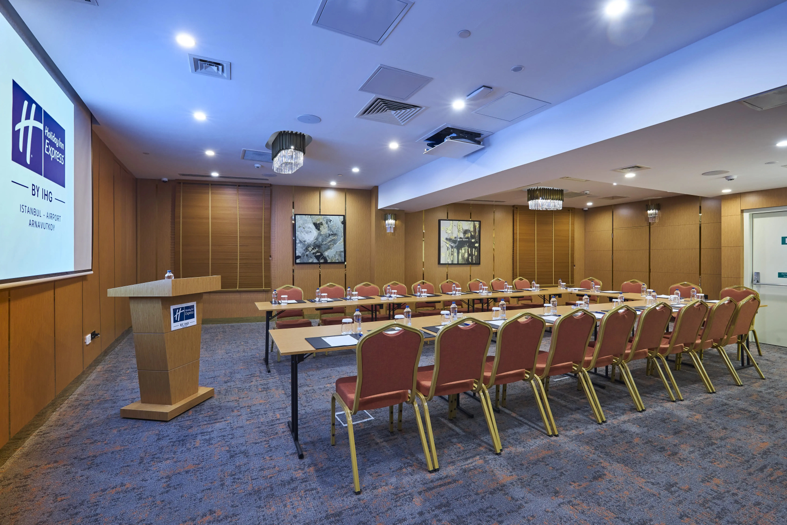 Foto - Holiday Inn Express Istanbul - Airport Arnavutkoy by IHG