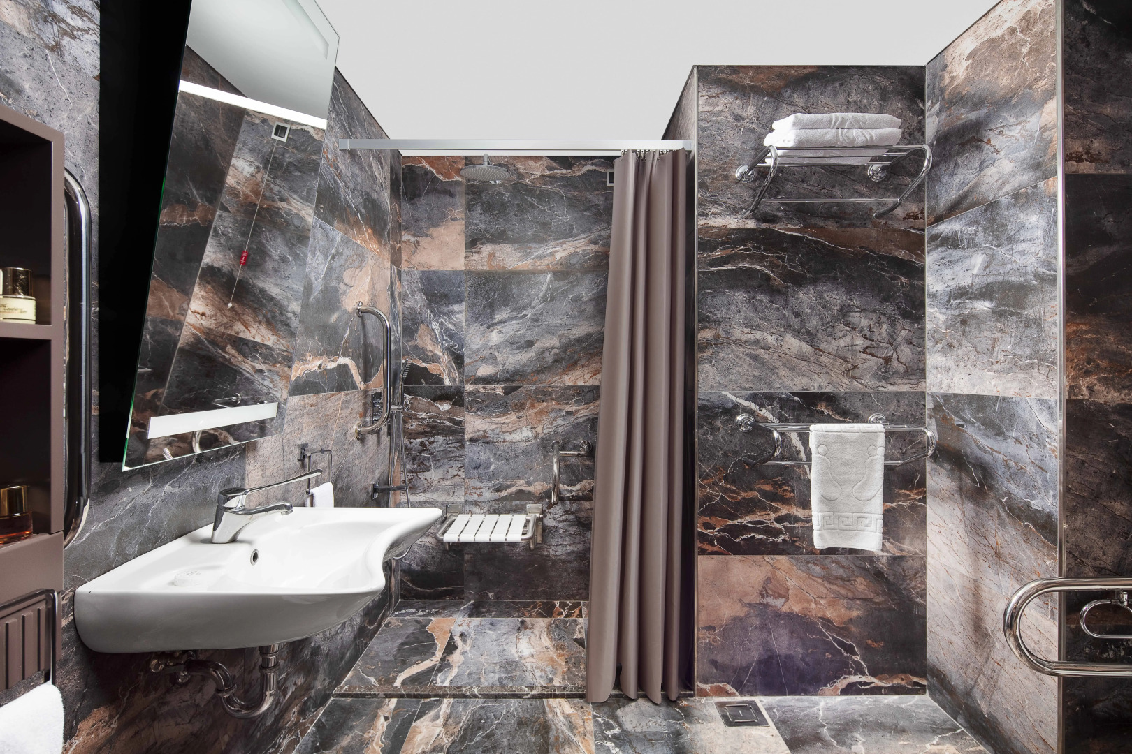 Photo - Grand Cevahir Hotel Convention Center