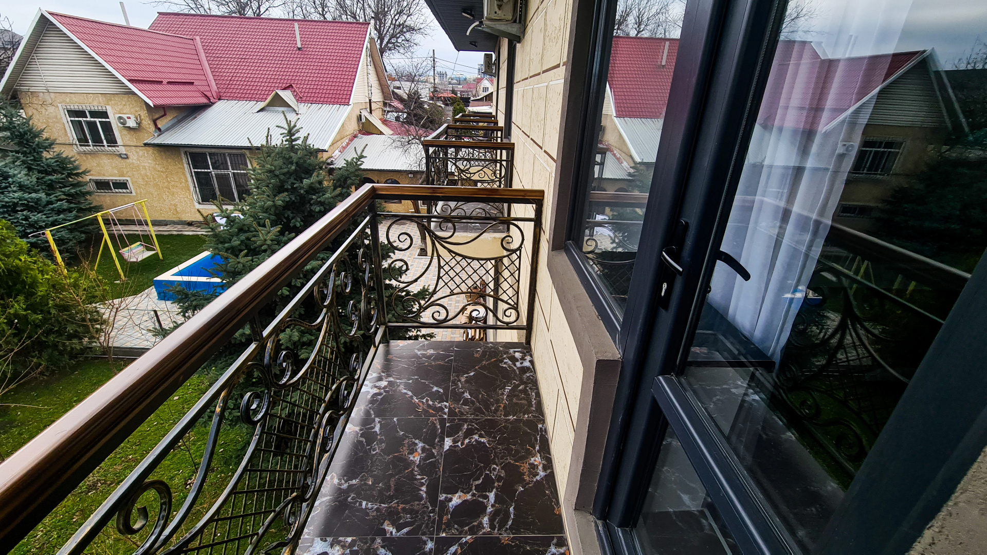 Foto - Dosman Hotel Bishkek